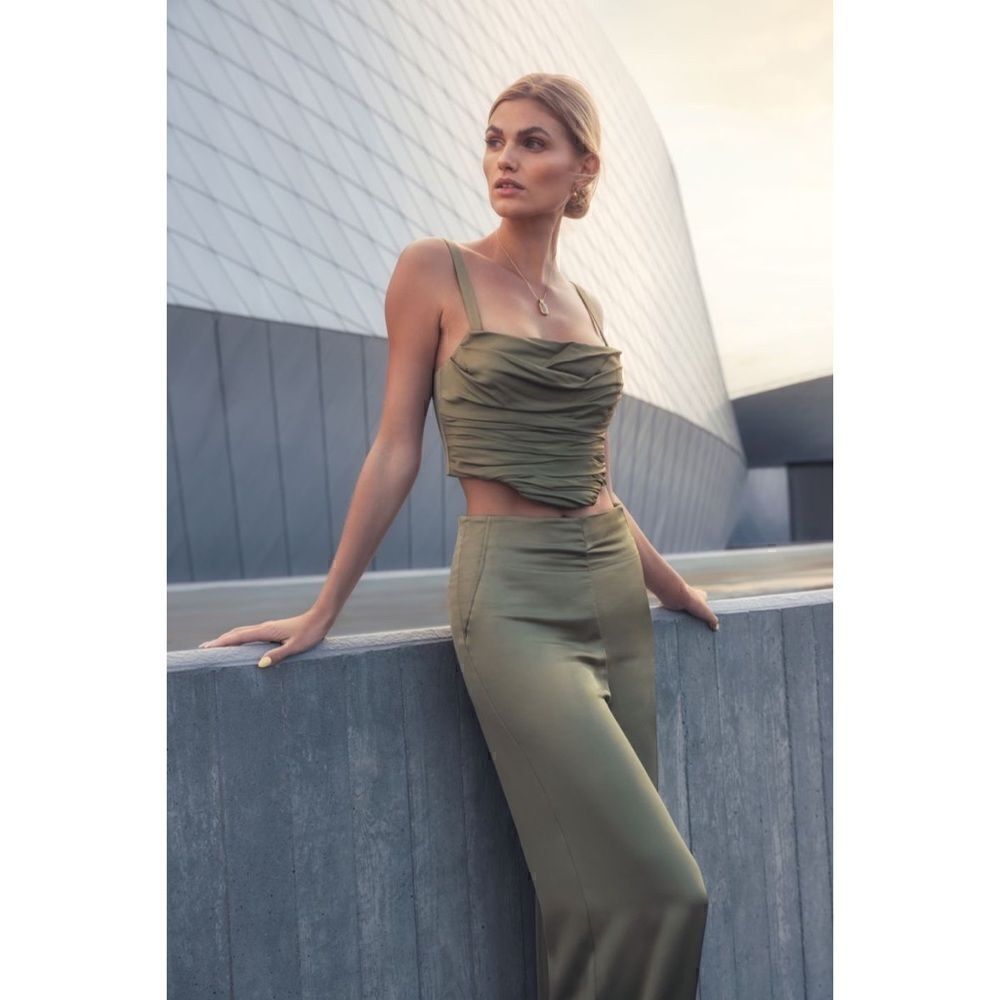 NWT Zara Blogger’s Favorite Green Satin Effect Ruched Draped Corset Top, Size XS - Picture 6 of 16